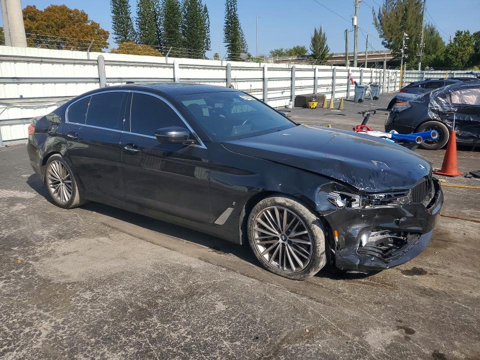 47344366 :رقم المزاد ، WBAJA9C54JB251877 vin ، 2018 Bmw 530e مزاد بيع
