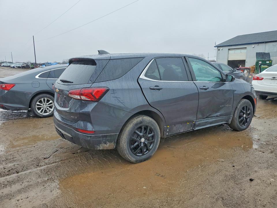 45808016 :رقم المزاد ، 2GNAXUEV2N6114809 vin ، 2022 Chevrolet Equinox مزاد بيع