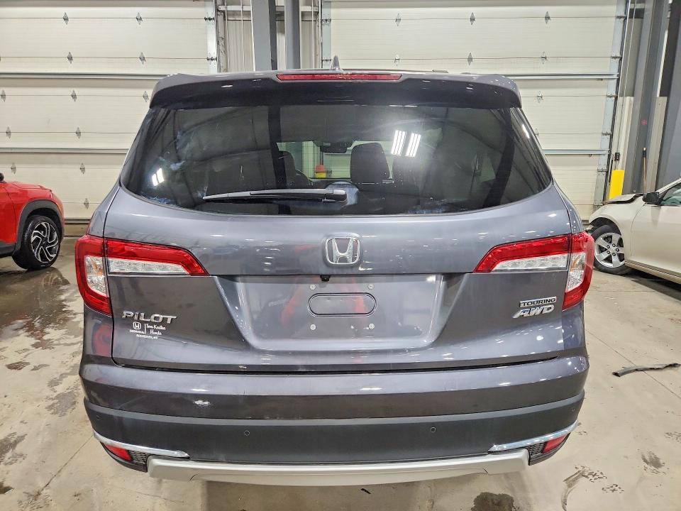 47041686 :رقم المزاد ، 5FNYF6H6XNB063581 vin ، 2022 Honda Pilot مزاد بيع