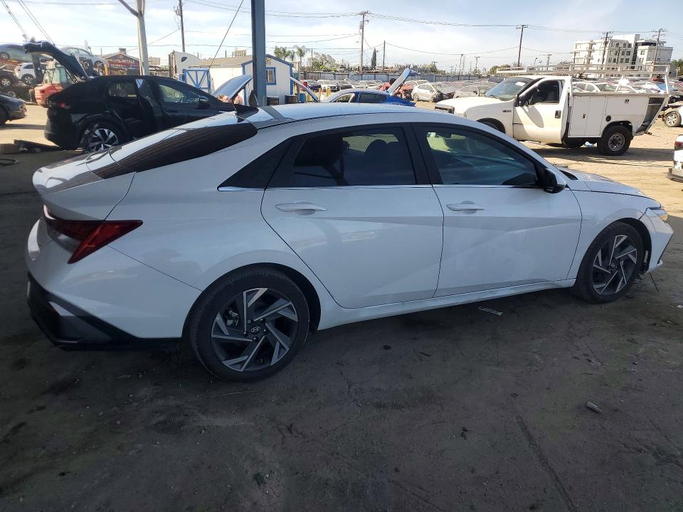 79117785 :رقم المزاد ، KMHLN4DJ5RU103599 vin ، 2024 Hyundai Elantra Hybrid مزاد بيع