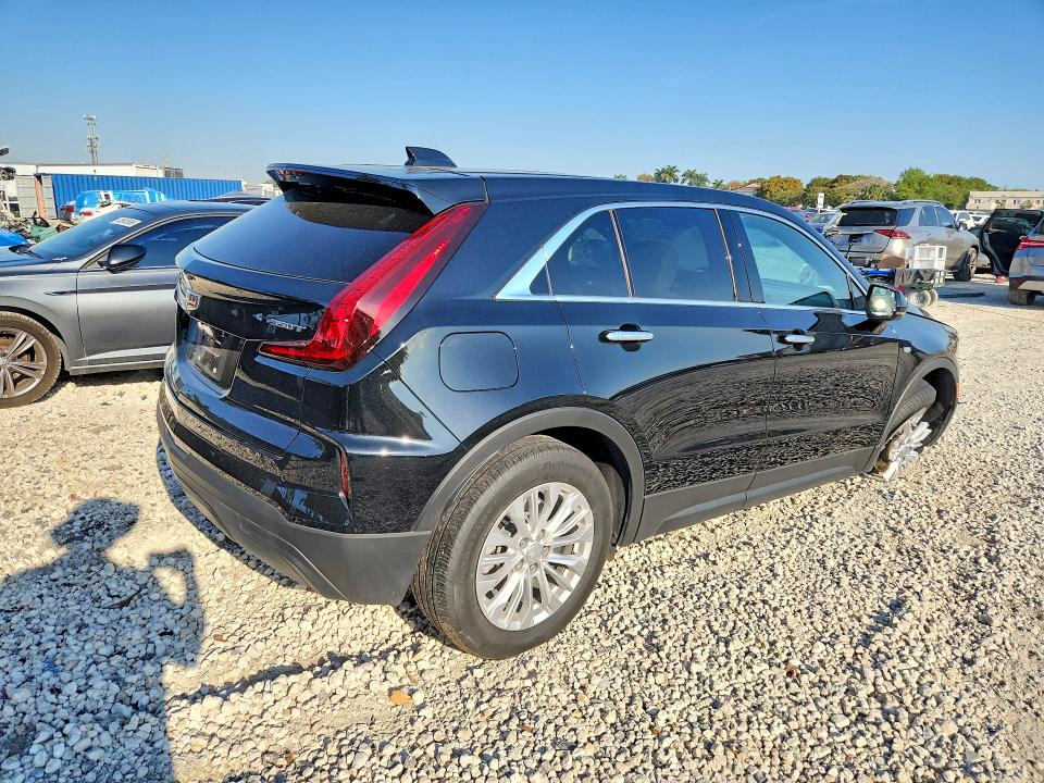2024 Cadillac Xt4 მანქანა იყიდება აუქციონზე, vin: 1GYAZAR43RF116545, აუქციონის ნომერი: 46016846
