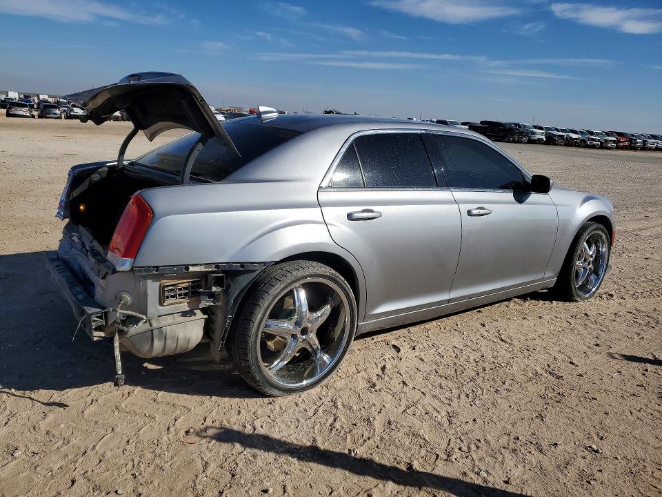 Продажа на аукционе авто 2015 Chrysler 300, vin: 2C3CCAAGXFH807012, номер лота: 79004665