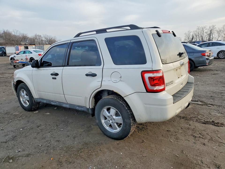Продажа на аукционе авто 2011 Ford Escape, vin: 1FMCU9DGXBKA13886, номер лота: 41709216