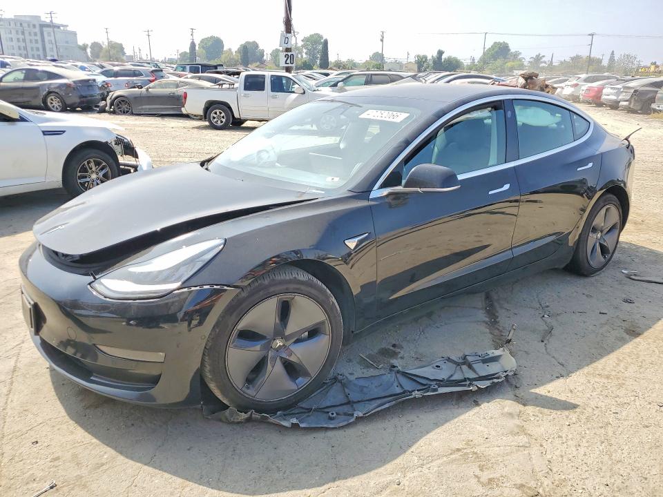 47252066 :رقم المزاد ، 5YJ3E1EB5LF599725 vin ، 2020 Tesla 3 مزاد بيع