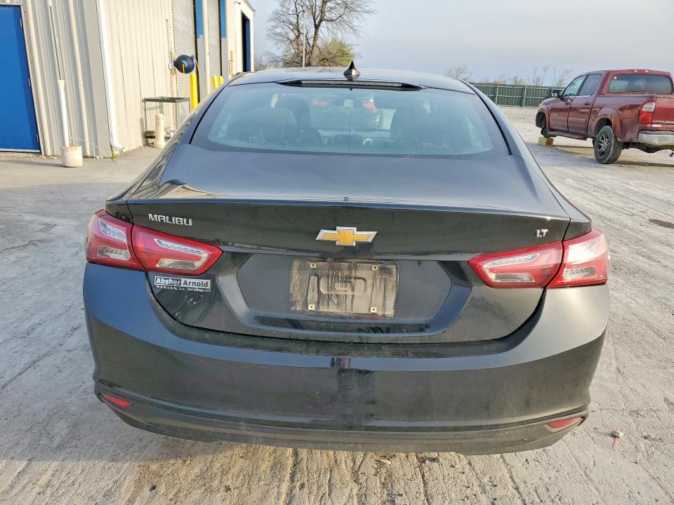 Продажа на аукционе авто 2021 Chevrolet Malibu, vin: 1G1ZD5ST0MF028246, номер лота: 45751896