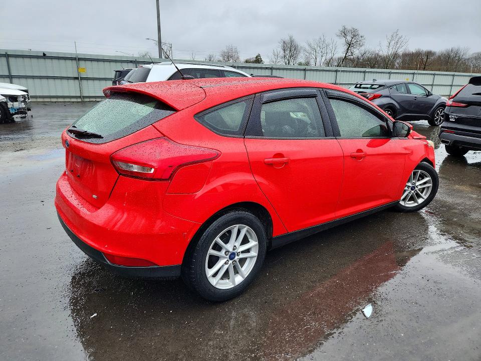 46472516 :رقم المزاد ، 1FADP3K22HL278735 vin ، 2017 Ford Focus مزاد بيع