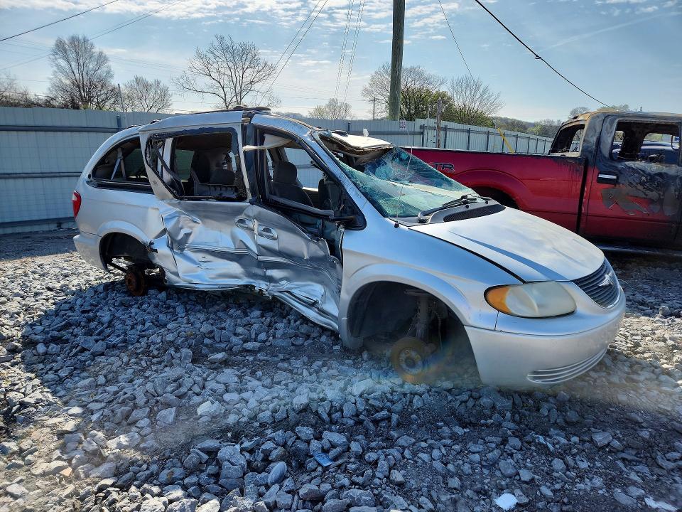 2003 Chrysler Town & Country მანქანა იყიდება აუქციონზე, vin: 2C4GP44L13R374598, აუქციონის ნომერი: 47415306