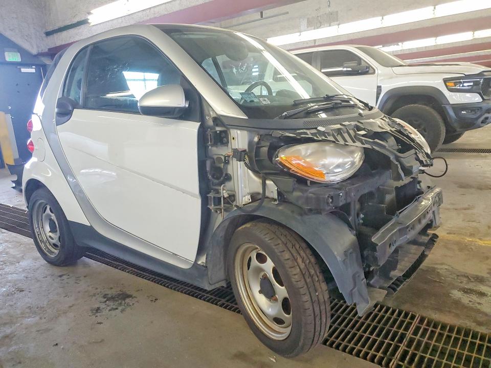 Продаж на аукціоні авто 2014 Smart Fortwo, vin: WMEEJ3BA6EK781775, номер лоту: 46330146
