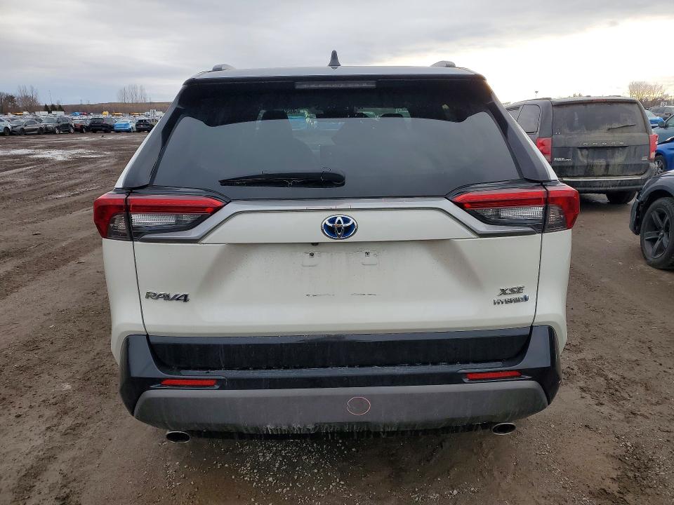 Продажа на аукционе авто 2021 Toyota Rav4 Hybrid, vin: 2T3RWRFV2MW105766, номер лота: 46356426