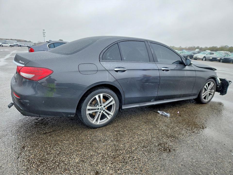 Продаж на аукціоні авто 2021 Mercedes-benz E, vin: W1KZF8EBXMA921694, номер лоту: 79130145
