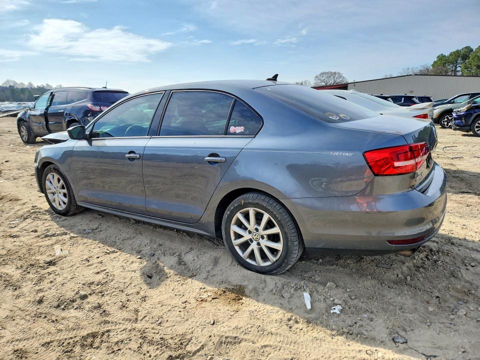42045556 :رقم المزاد ، 3VWD17AJ9FM275089 vin ، 2015 Volkswagen Jetta مزاد بيع