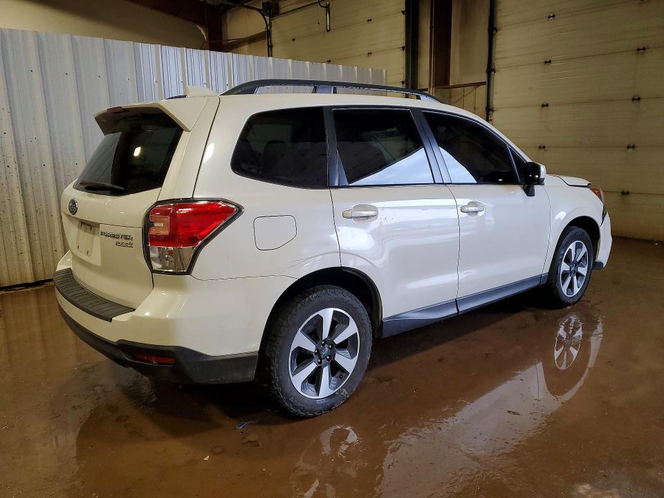 2017 Subaru Forester მანქანა იყიდება აუქციონზე, vin: JF2SJAGC2HH441607, აუქციონის ნომერი: 79628735