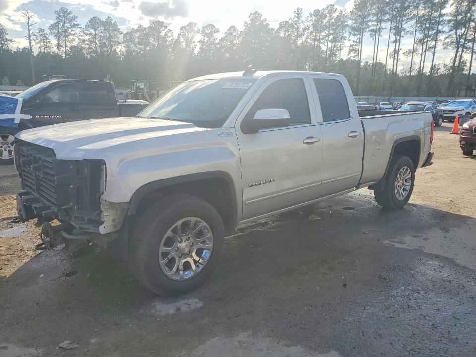 78790755 :رقم المزاد ، 2GTV2MEC2J1100553 vin ، 2018 Gmc Sierra مزاد بيع