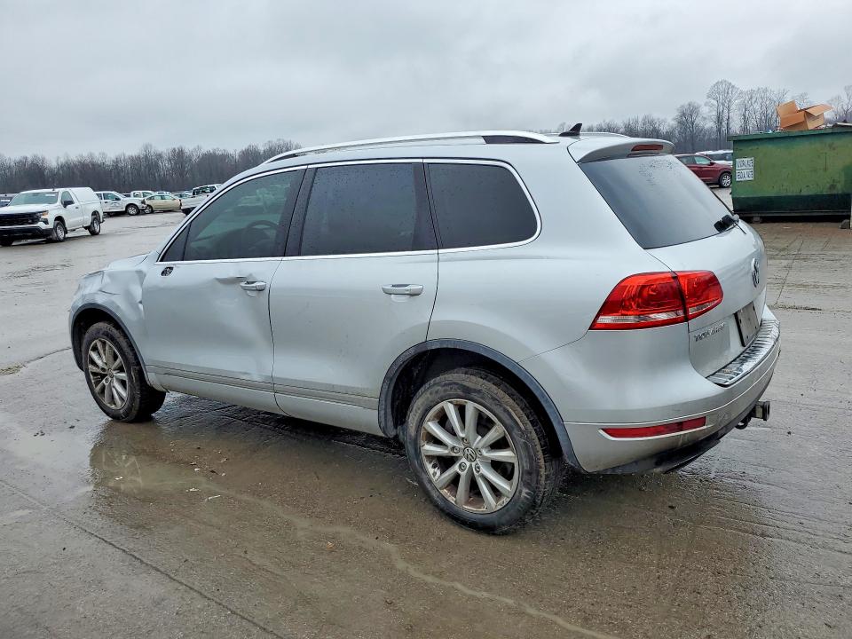 79654555 :رقم المزاد ، WVGEF9BP2ED015260 vin ، 2014 Volkswagen Touareg مزاد بيع