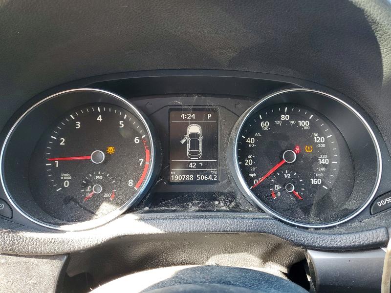 Продажа на аукционе авто 2018 Volkswagen Passat, vin: 1VWAA7A32JC027989, номер лота: 47758916