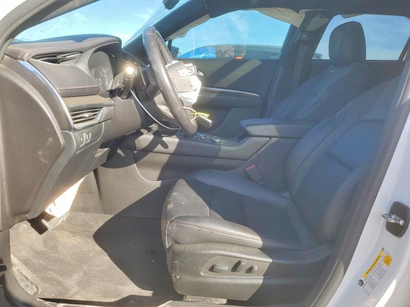 46475226 :رقم المزاد ، 1GYFZER46NF113470 vin ، 2022 Cadillac Xt4 مزاد بيع