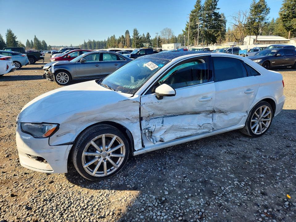 Продаж на аукціоні авто 2015 Audi A3, vin: WAUEFGFF7F1020027, номер лоту: 47601136