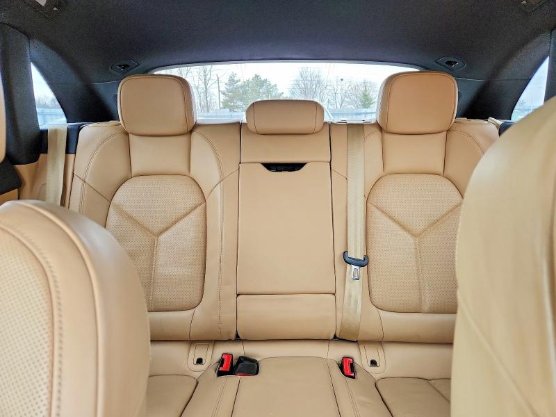 Auction sale of the 2018 Porsche Macan, vin: WP1AB2A5XJLB38454, lot number: 47167256