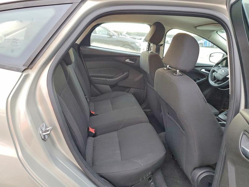 45795956 :رقم المزاد ، 1FADP3K21GL320567 vin ، 2016 Ford Focus مزاد بيع