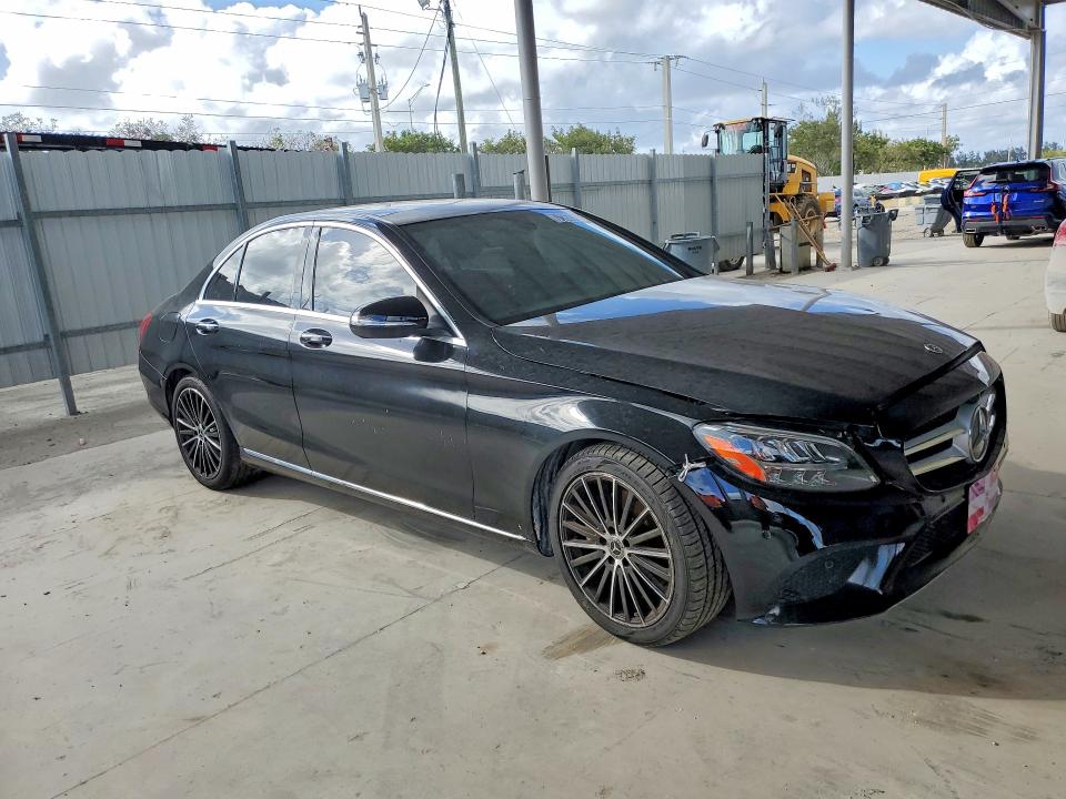 2020 Mercedes-benz C მანქანა იყიდება აუქციონზე, vin: W1KWF8DB8LR590621, აუქციონის ნომერი: 79822855