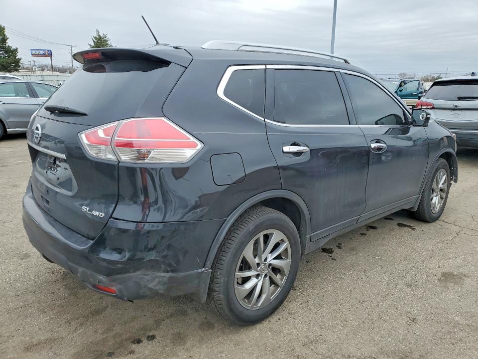 2015 Nissan Rogue მანქანა იყიდება აუქციონზე, vin: 5N1AT2MV2FC910359, აუქციონის ნომერი: 46723666