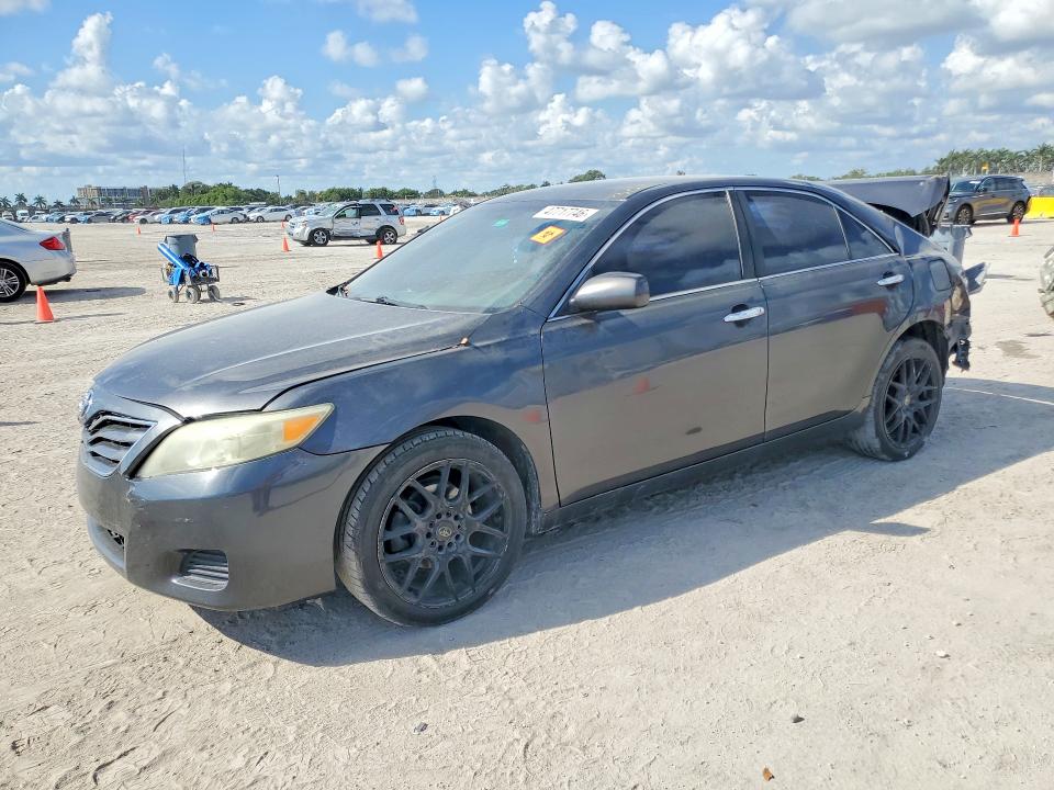 47717746 :رقم المزاد ، 4T1BF3EK4AU037867 vin ، 2010 Toyota Camry مزاد بيع