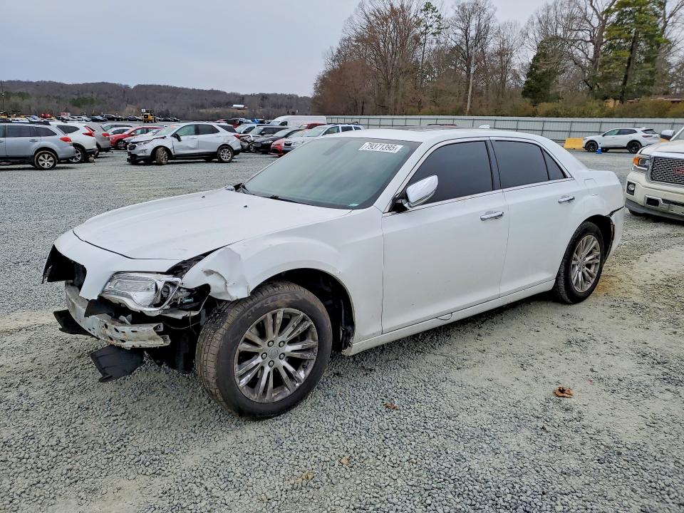 Auction sale of the 2016 Chrysler 300c, vin: 2C3CCAEG6GH151855, lot number: 79371395
