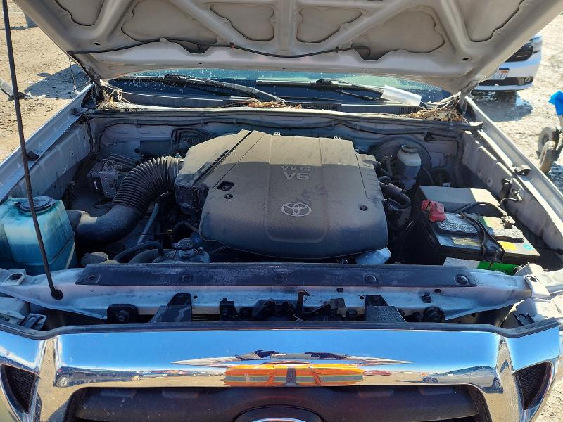 79254945 :رقم المزاد ، 5TEUU42N96Z235575 vin ، 2006 Toyota Tacoma مزاد بيع