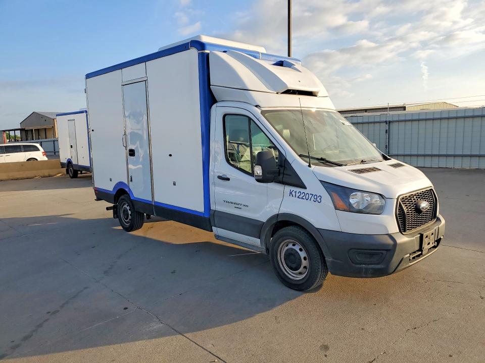 46995826 :رقم المزاد ، 1FDBW5ZG8PKA10998 vin ، 2023 Ford Transit مزاد بيع