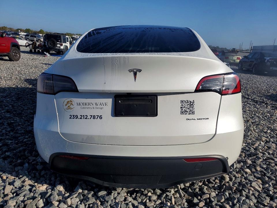 Продажа на аукционе авто 2025 Tesla Model Y, vin: 7SAYGAEE0SF263038, номер лота: 45557016