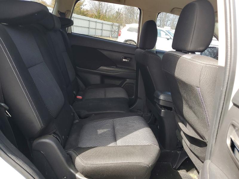 Продаж на аукціоні авто 2016 Mitsubishi Outlander, vin: JA4AZ3A39GZ002639, номер лоту: 47431586