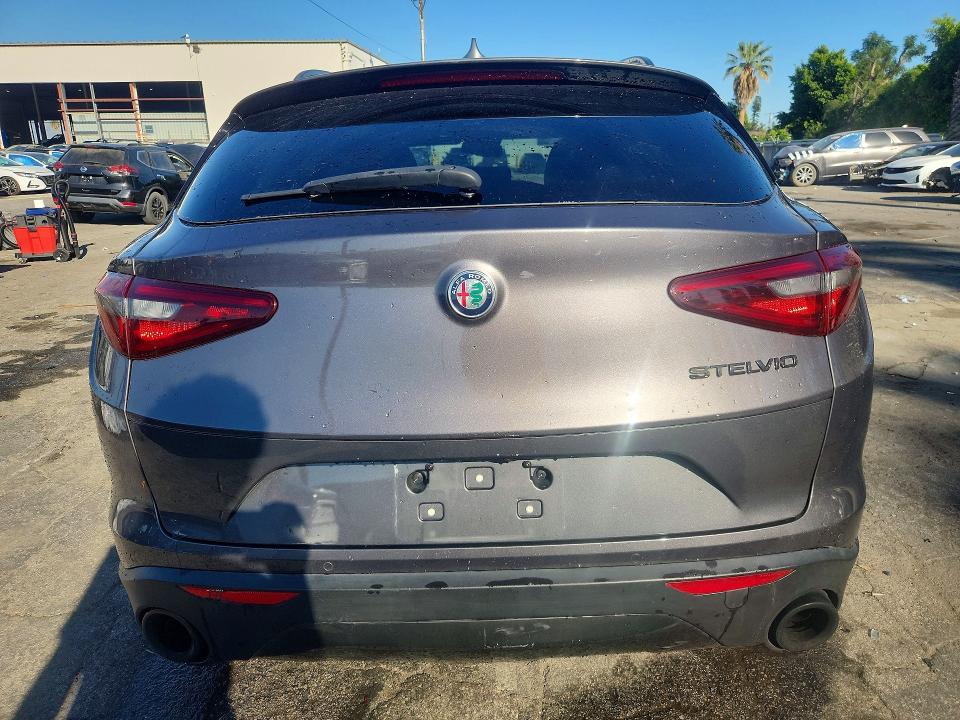 57138516 :رقم المزاد ، ZASPAJAN2L7C74055 vin ، 2020 Alfa Romeo Stelvio مزاد بيع