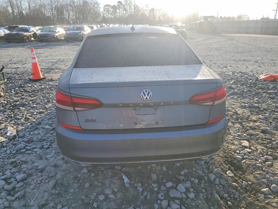 2021 Volkswagen Passat მანქანა იყიდება აუქციონზე, vin: 1VWAA7A33MC012132, აუქციონის ნომერი: 46705636