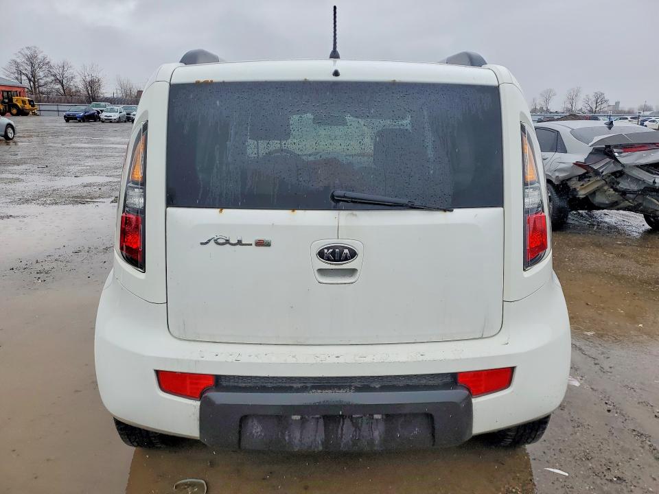 2011 Kia Soul მანქანა იყიდება აუქციონზე, vin: KNDJT2A23B7320172, აუქციონის ნომერი: 41776356