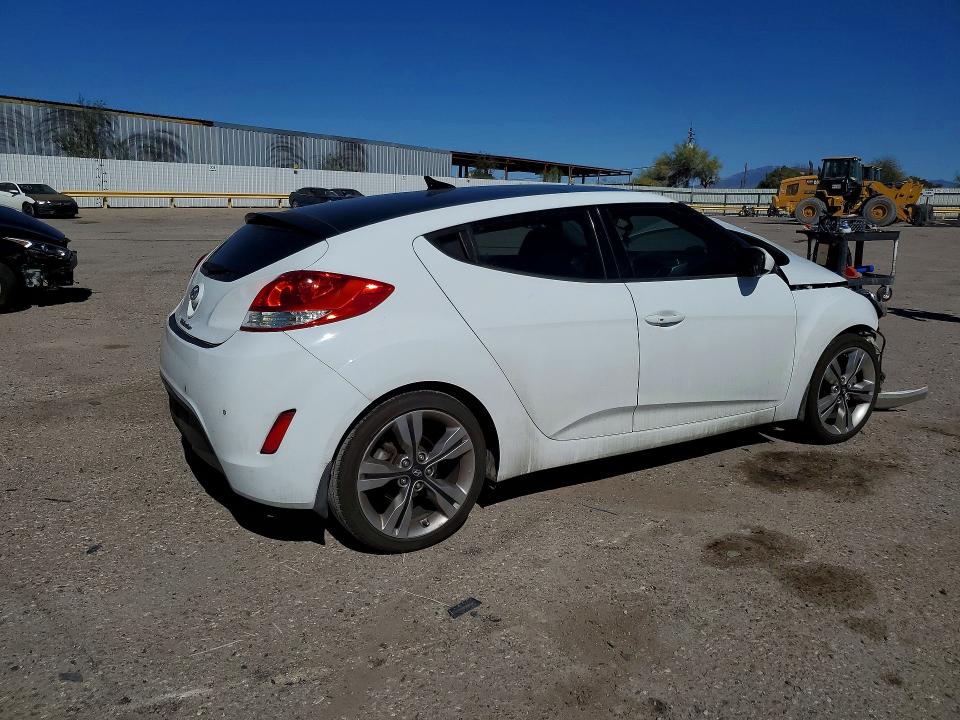 2013 Hyundai Veloster მანქანა იყიდება აუქციონზე, vin: KMHTC6AD8DU176393, აუქციონის ნომერი: 45448196