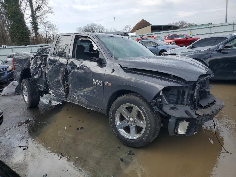 45780566 :رقم المزاد ، 1C6RR7FT5HS779412 vin ، 2017 Ram 1500 مزاد بيع