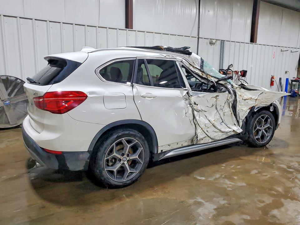Продажа на аукционе авто 2017 Bmw X1, vin: WBXHT3C31H5F83040, номер лота: 48327746