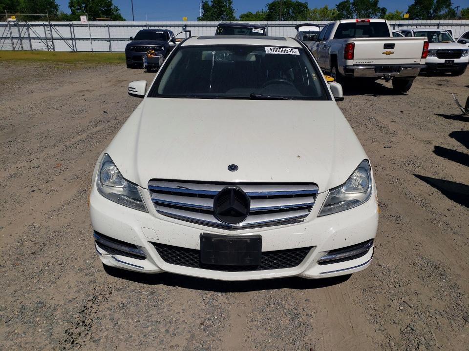 2012 Mercedes-benz C მანქანა იყიდება აუქციონზე, vin: WDDGF8BB2CR199861, აუქციონის ნომერი: 46056546