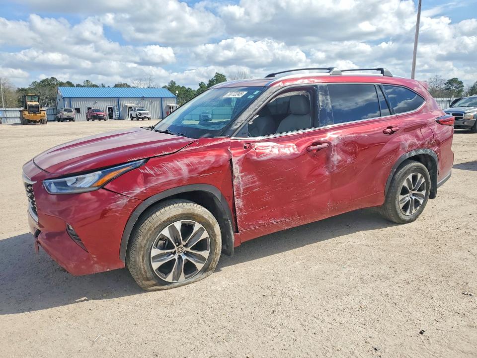 Продажа на аукционе авто 2020 Toyota Highlander, vin: 5TDGZRBH1LS017547, номер лота: 79772245