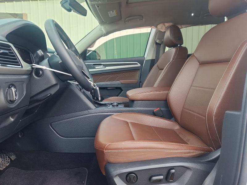 Продаж на аукціоні авто 2022 Volkswagen Atlas, vin: 1V2KR2CA0NC524431, номер лоту: 42050396