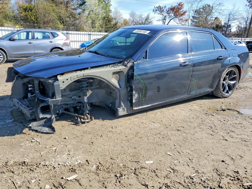2021 Chrysler 300 მანქანა იყიდება აუქციონზე, vin: 2C3CCABG2MH523529, აუქციონის ნომერი: 45690166