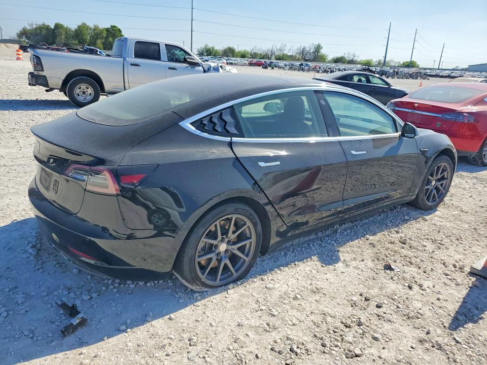 Продажа на аукционе авто 2018 Tesla Model 3, vin: 5YJ3E1EA8JF165920, номер лота: 47363036