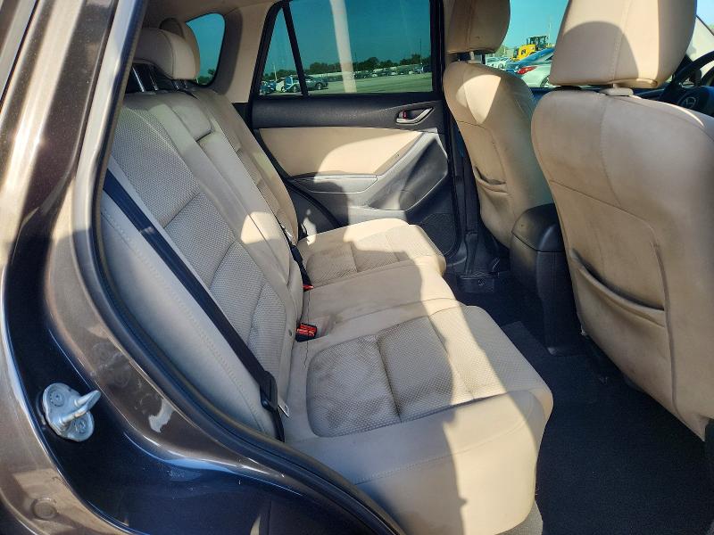 46109216 :رقم المزاد ، JM3KE2CY6G0631196 vin ، 2016 Mazda Cx-5 مزاد بيع
