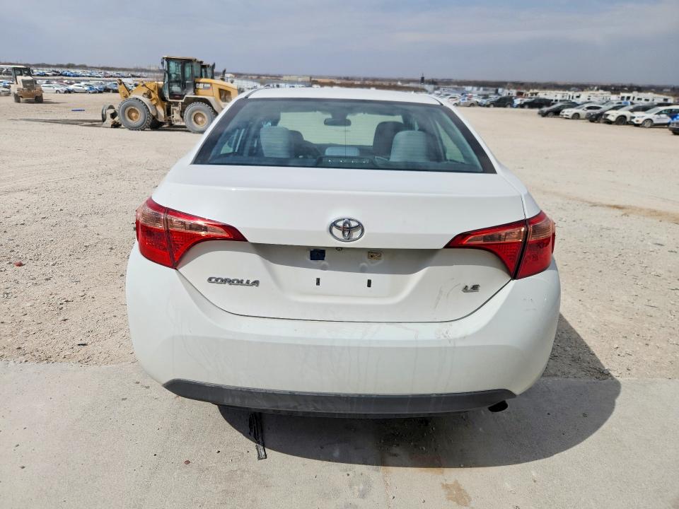 Продажа на аукционе авто 2017 Toyota Corolla, vin: 5YFBURHE5HP686068, номер лота: 48289506