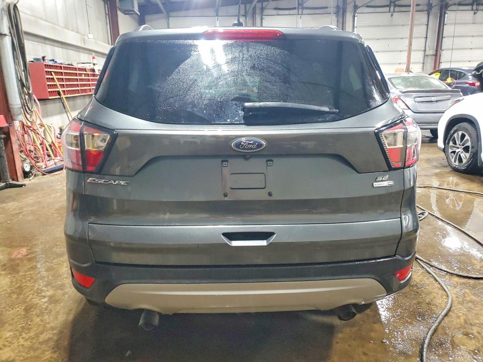 79523345 :رقم المزاد ، 1FMCU9GD4HUE61829 vin ، 2017 Ford Escape مزاد بيع