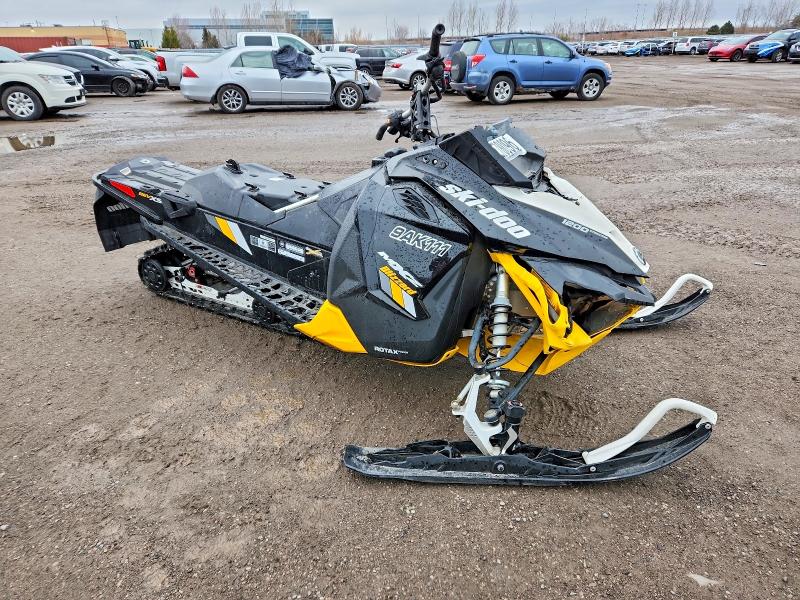 46278096 :رقم المزاد ، 2BPSNYGA4GV000131 vin ، 2016 Skid Mx Z Blizzard 1200 مزاد بيع