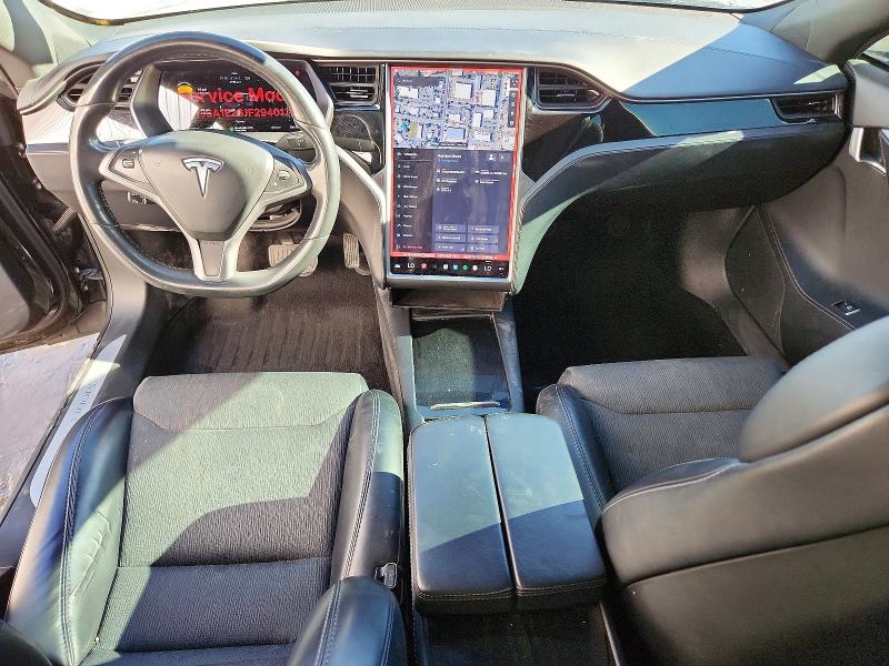 47377126 :رقم المزاد ، 5YJSA1E26JF294013 vin ، 2018 Tesla Model S مزاد بيع