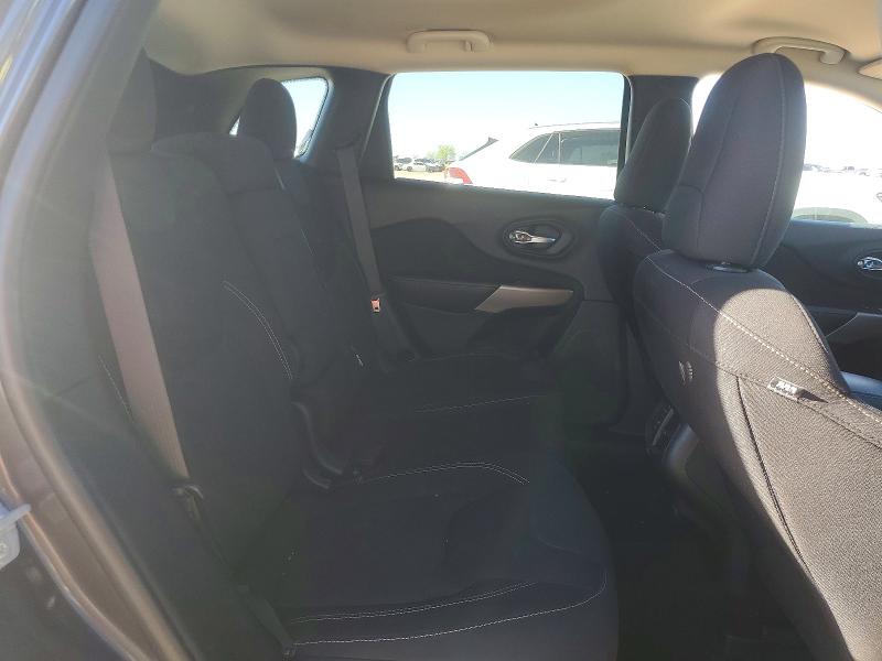 Продажа на аукционе авто 2017 Jeep Cherokee, vin: 1C4PJLCSXHW586001, номер лота: 46118016