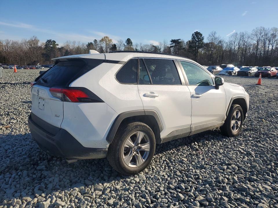 47264636 :رقم المزاد ، 2T3W1RFV3PC231576 vin ، 2023 Toyota Rav4 مزاد بيع