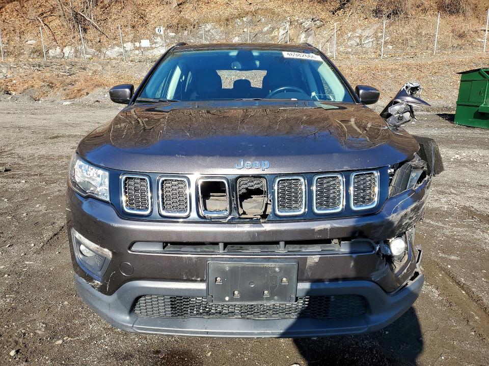 2019 Jeep Compass მანქანა იყიდება აუქციონზე, vin: 3C4NJDBB4KT827904, აუქციონის ნომერი: 46982666